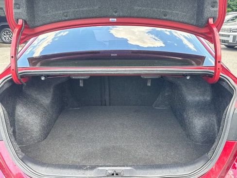 Used 2023 Nissan Altima 2.0 SR FWD image 12