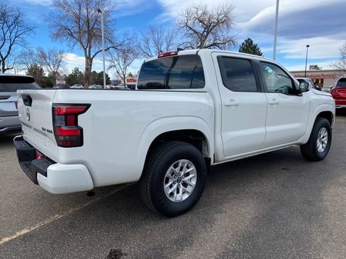 Certified 2024 Nissan Frontier SV image 5