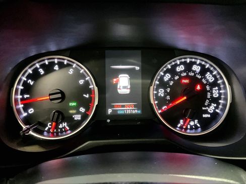 Used 2020 Toyota RAV4 XLE image 24