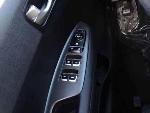 Used 2020 Kia Optima LX image 36