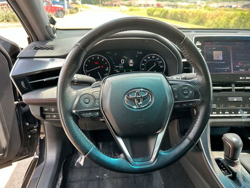 Used 2021 Toyota Avalon TRD image 14