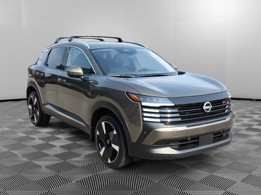 Used 2025 Nissan Kicks SR FWD image 1