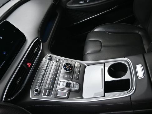 Used 2023 Hyundai Santa Fe Calligraphy AWD/4WD image 19