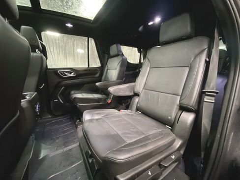 Used 2021 Chevrolet Tahoe LT w/ LT Signature Package image 25