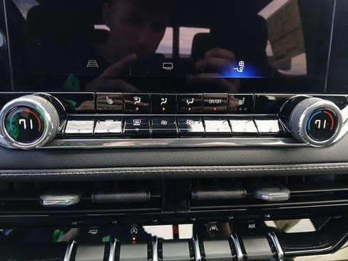 New 2025 Chevrolet Colorado LT w/ Advanced Trailering Package image 20