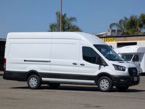 Used 2023 Ford E-Transit 148 High Roof Extended RWD image 1