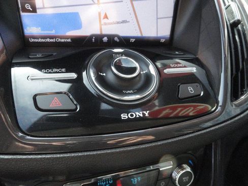 Used 2014 Ford Escape Titanium FWD image 17