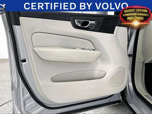 Certified 2023 Volvo XC60 B5 Ultimate w/ Climate Package AWD/4WD image 24