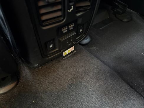 Used 2022 Dodge Durango GT AWD/4WD image 12