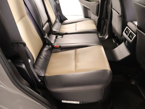 Used 2024 Lexus GX 550 AWD/4WD image 15