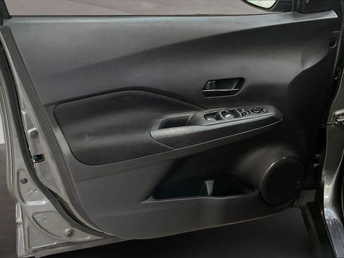 Used 2024 Nissan Kicks S image 23