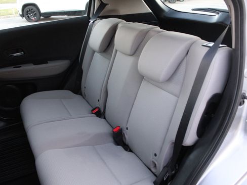 Used 2022 Honda HR-V LX image 21