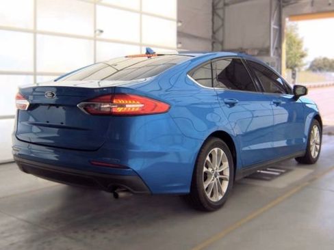 Used 2019 Ford Fusion SE FWD image 8
