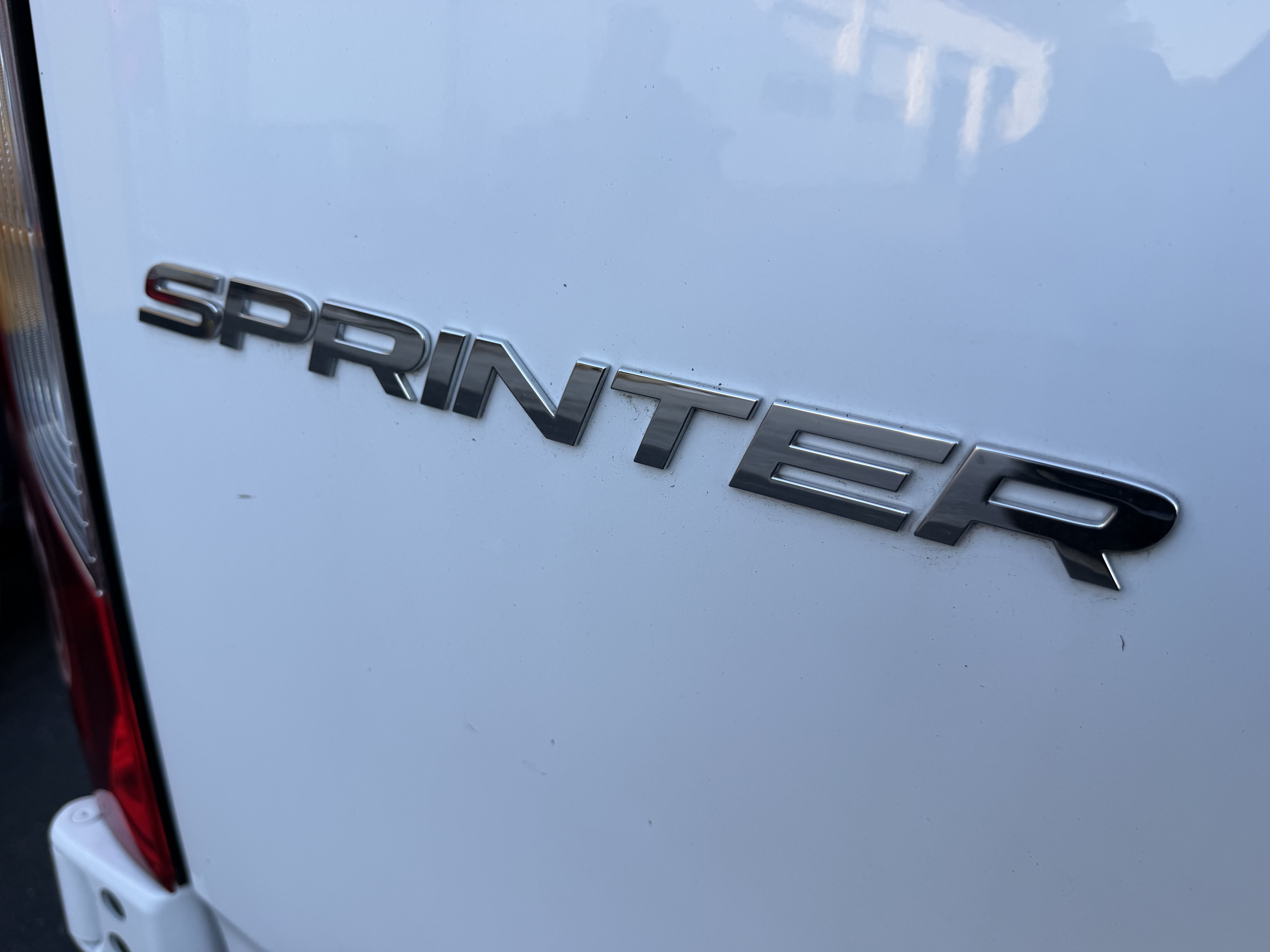 Used 2024 Mercedes-Benz Sprinter 2500 image 30