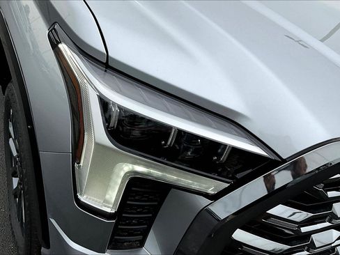 New 2026 Toyota Tundra Platinum AWD/4WD image 8