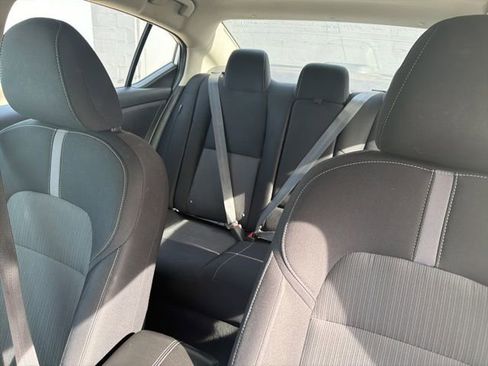 Used 2021 Nissan Sentra SV image 12