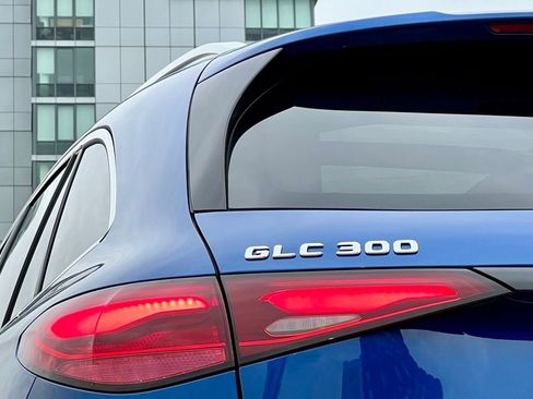 Certified 2024 Mercedes-Benz GLC 300 4MATIC image 11