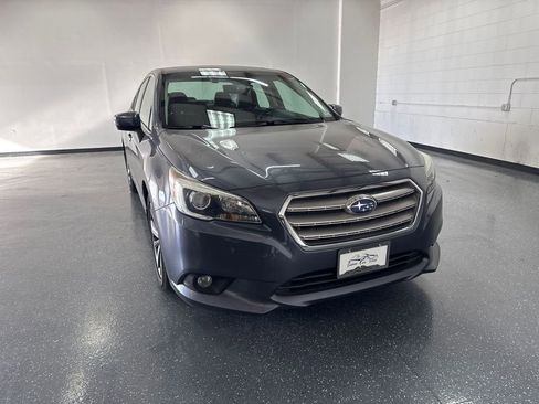 Used 2017 Subaru Legacy 2.5i Limited image 1