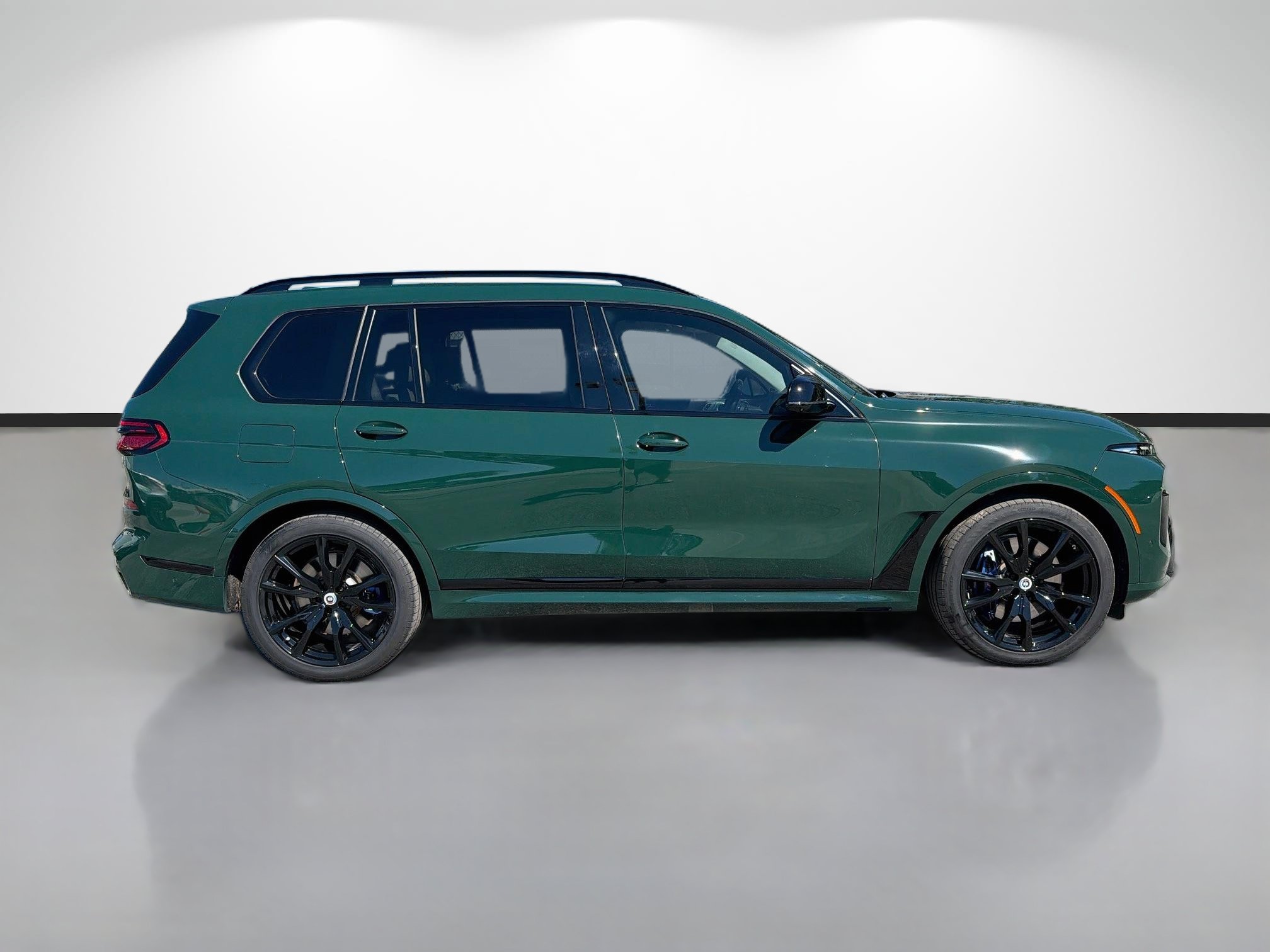 Used 2023 BMW X7 M60i w/ Executive Package AWD/4WD image 6