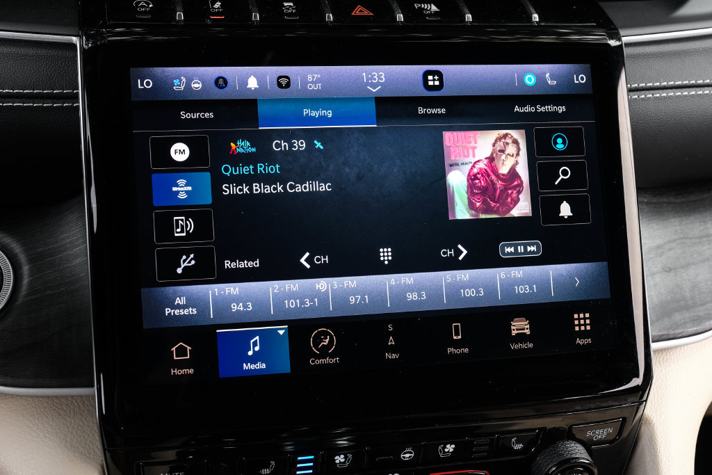 Used 2023 Jeep Grand Cherokee L Limited w/ Luxury Tech Group II AWD/4WD image 42