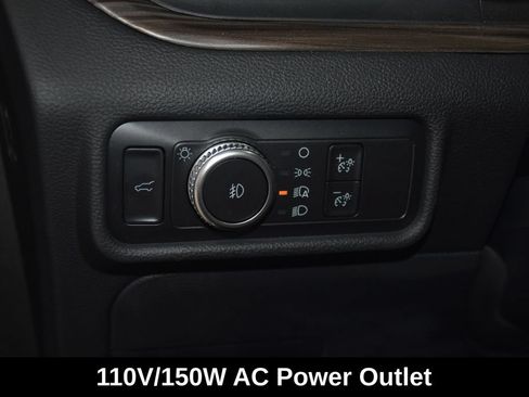 Used 2021 Ford Explorer Limited w/ Equipment Group 301A AWD/4WD image 11