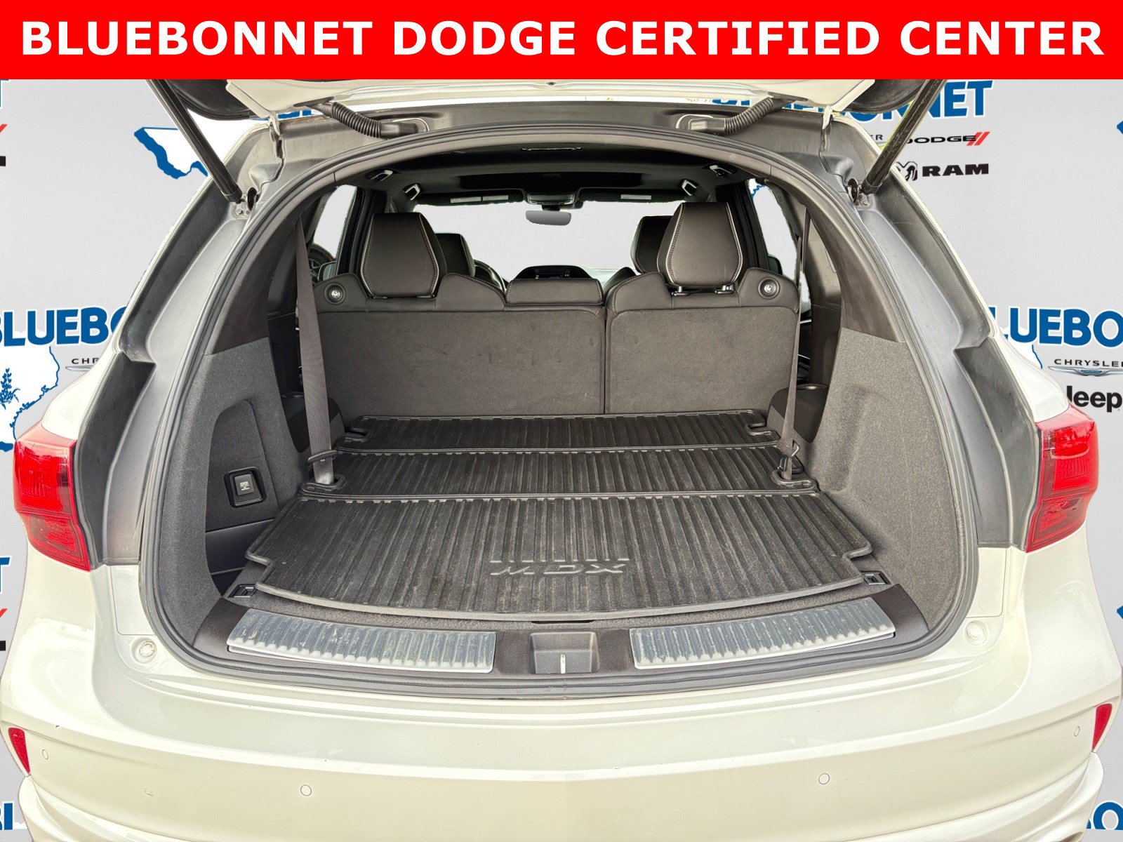 Used 2020 Acura MDX w/ Technology Package AWD/4WD image 23