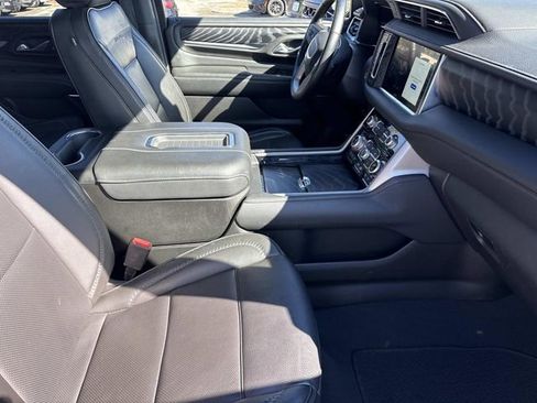 Used 2023 GMC Yukon Denali image 24