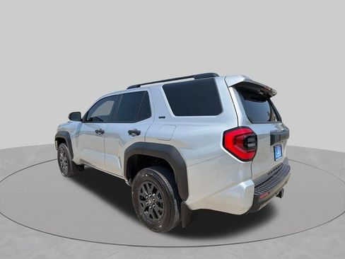 Used 2025 Toyota 4Runner SR5 AWD/4WD image 4