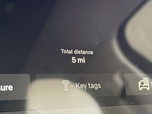 New 2025 Volvo EX90 Plus w/ Protection Package Premier image 25