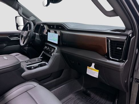 New 2026 GMC Sierra 2500 Denali w/ Denali Reserve Package image 31