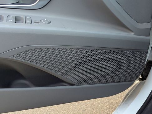 New 2025 Hyundai Elantra SE image 25