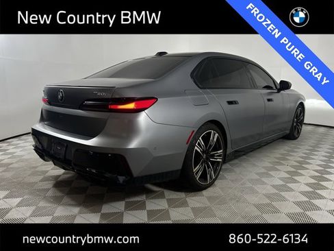 Used 2023 BMW 760i xDrive 760i xDrive image 7