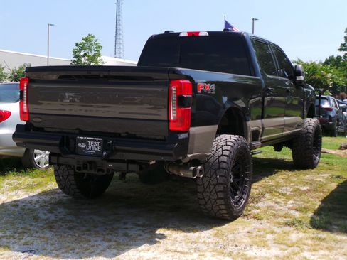 Used 2025 Ford F350 King Ranch AWD/4WD image 5