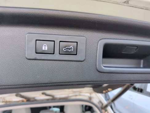 Used 2020 Subaru Forester Limited image 37