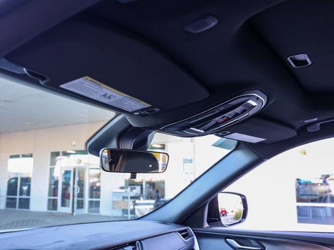 New 2025 Jeep Grand Cherokee L Altitude image 13