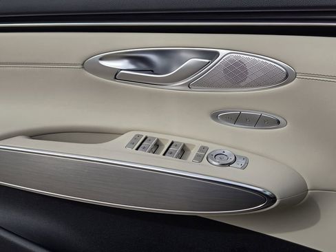 New 2026 Genesis GV70 2.5T Select AWD/4WD image 17