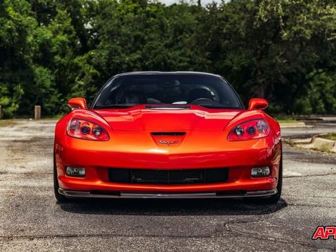 Used 2011 Chevrolet Corvette ZR1 w/ Preferred Equipment Group RWD image 12