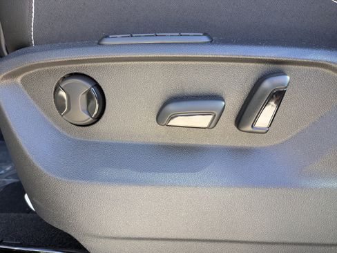 New 2026 Volkswagen Atlas SEL image 21