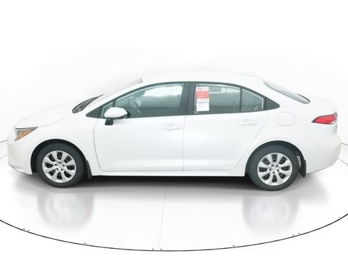 New 2026 Toyota Corolla LE image 3