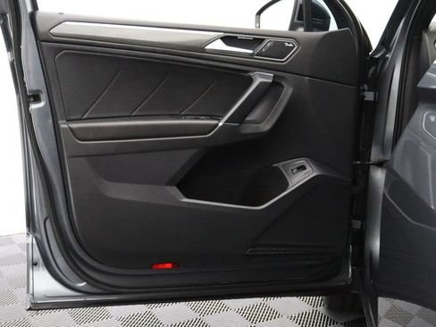 Used 2020 Volkswagen Tiguan SEL Premium R-Line w/ 3rd Row Seat Package AWD/4WD image 10