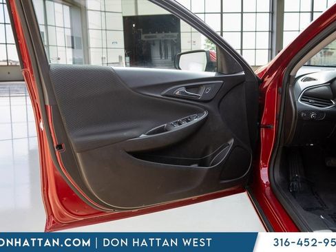 Used 2024 Chevrolet Malibu LT FWD image 17