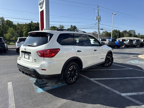 Used 2019 Nissan Pathfinder SV w/ Rock Creek Edition AWD/4WD image 16