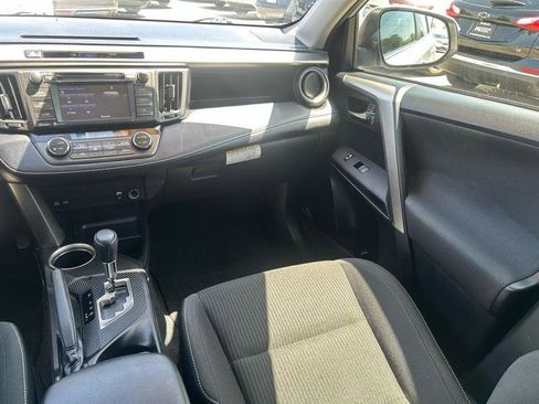Used 2015 Toyota RAV4 XLE FWD image 13