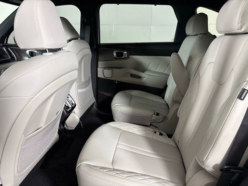 New 2026 Kia Sorento SX Prestige AWD/4WD image 40