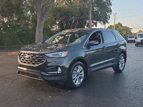 Certified 2024 Ford Edge Titanium image 11