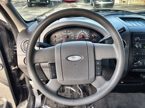Used 2006 Ford F150 XLT image 11