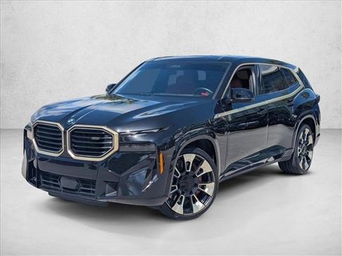 Used 2023 BMW XM AWD/4WD image 1