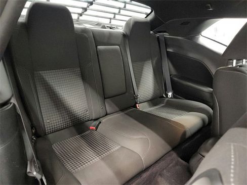 Used 2017 Dodge Challenger R/T w/ Blacktop Package image 37