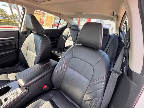 Certified 2023 Nissan Altima 2.5 SR w/ SR Premium Package AWD/4WD image 12