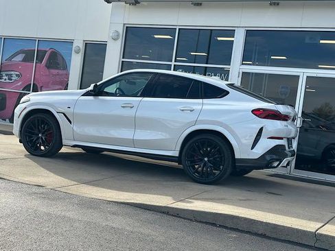 Certified 2024 BMW X6 xDrive40i w/ Executive Package image 8